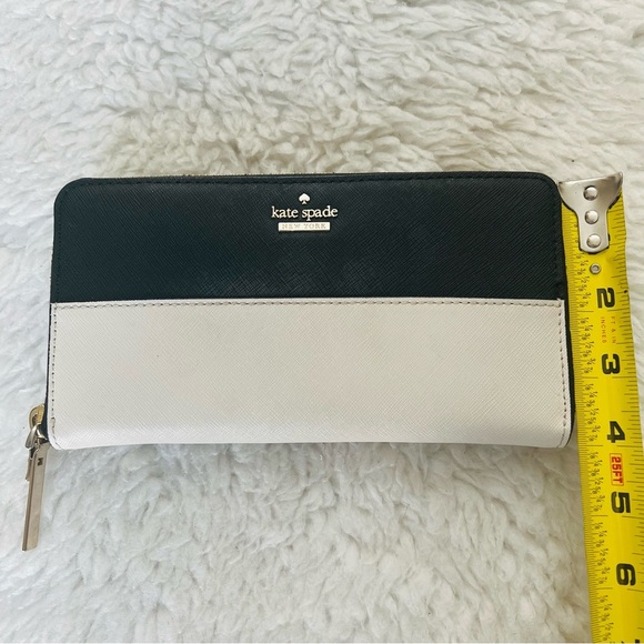 Kate Spade Stacie Color Block Beige/Black Zip Around Long Wallet - Picture 10 of 12